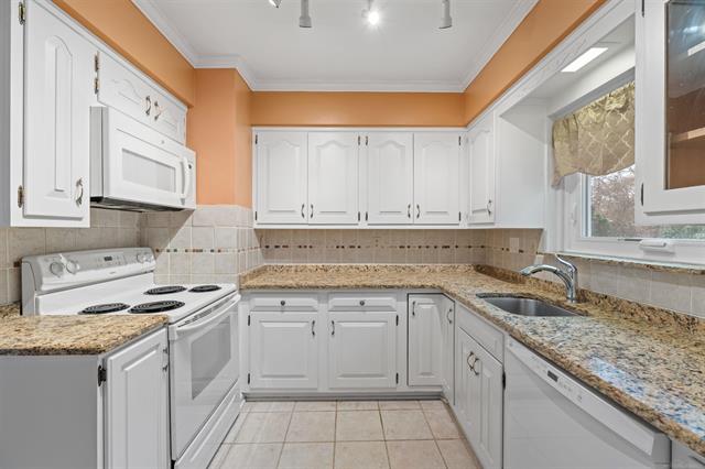 Builiding view twenty for 1003 Bedford, Grosse Pointe, MI. 48230