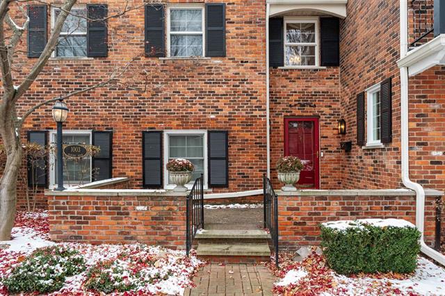 Builiding view two for 1003 Bedford, Grosse Pointe, MI. 48230