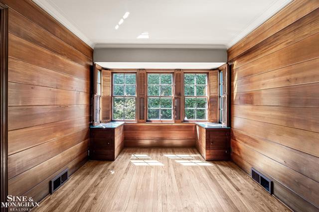 Builiding view eight for 1023 Harvard, Grosse Pointe, MI. 48230