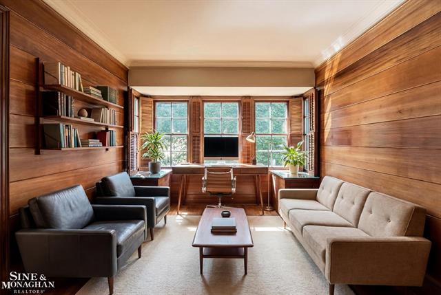 Builiding view seven for 1023 Harvard, Grosse Pointe, MI. 48230
