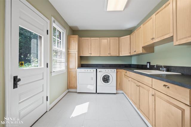Builiding view twenty for 1023 Harvard, Grosse Pointe, MI. 48230