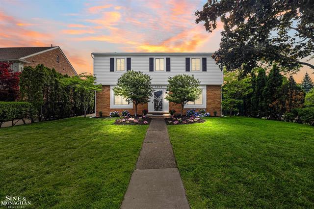 Builiding view fifty two for 1200 Audubon, Grosse Pointe, MI. 48230