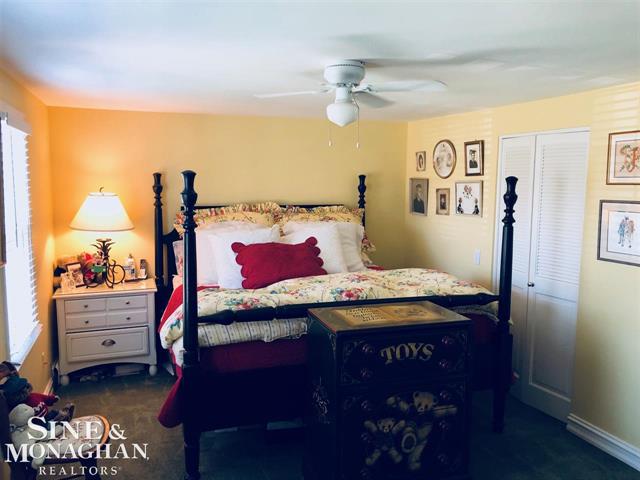 Builiding view nine for 709 Middlesex, Grosse Pointe, MI. 48230