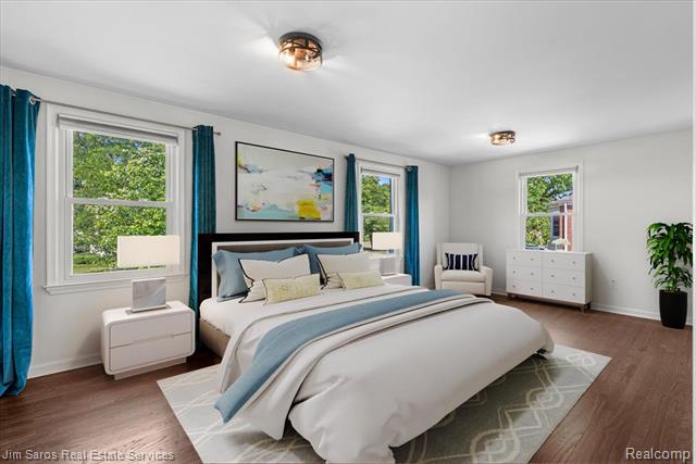 Builiding view twenty three for 615 Lakepointe, Grosse Pointe, MI. 48230