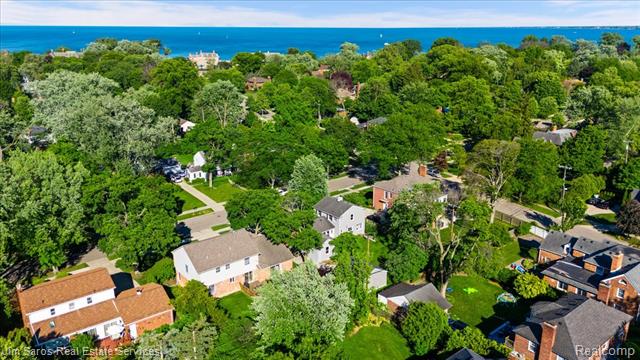 Builiding view two for 615 Lakepointe, Grosse Pointe, MI. 48230