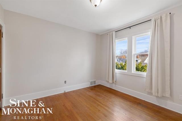 Builiding view fifteen for 1332 Wayburn, Grosse Pointe, MI. 48230