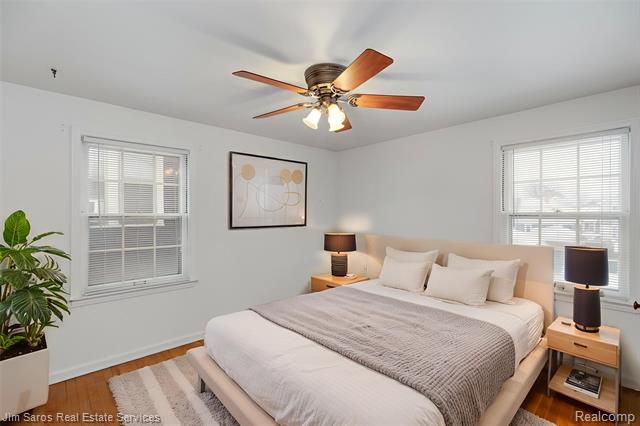 Builiding view fourteen for 1328 Lakepointe, Grosse Pointe, MI. 48230