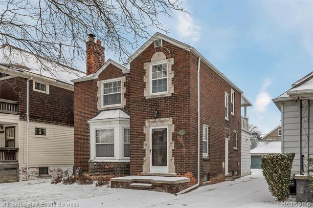 Builiding view one for 1328 Lakepointe, Grosse Pointe, MI. 48230