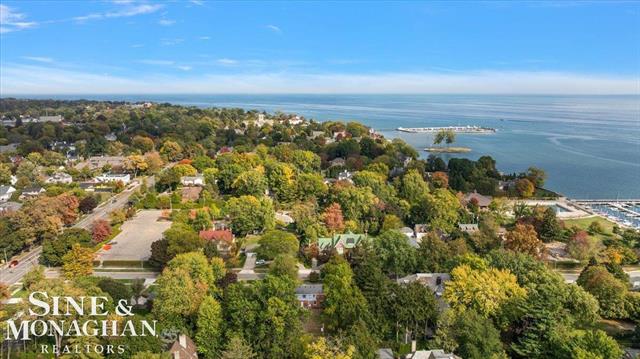 Builiding view fifty for 263 Lakeland, Grosse Pointe, MI. 48230