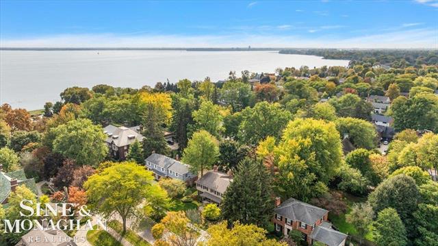 Builiding view forty nine for 263 Lakeland, Grosse Pointe, MI. 48230
