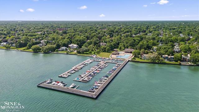 Builiding view forty six for 263 Lakeland, Grosse Pointe, MI. 48230