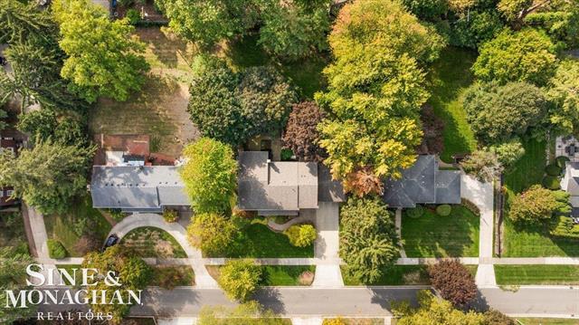 Builiding view forty three for 263 Lakeland, Grosse Pointe, MI. 48230