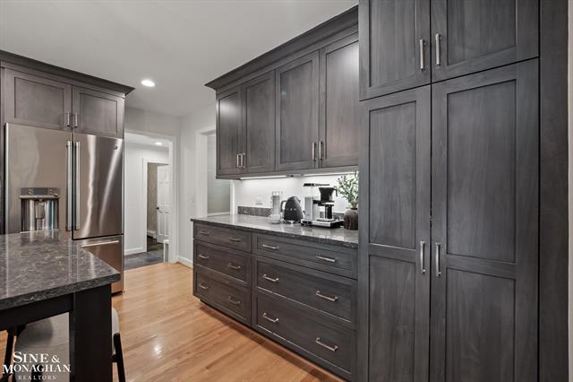 Builiding view twelve for 263 Lakeland, Grosse Pointe, MI. 48230