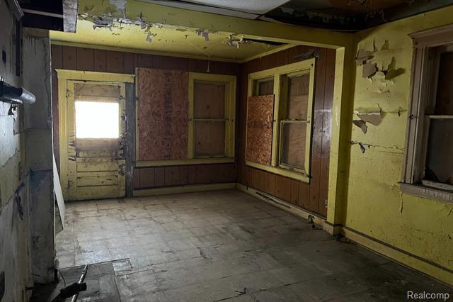 Builiding view eleven for 225 Farrand Park, Highland Park, MI. 48203