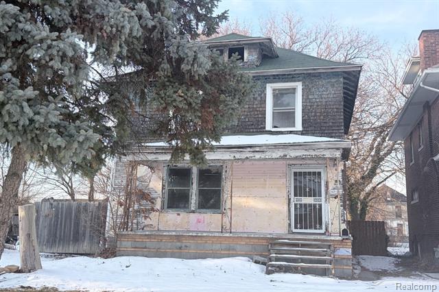 front view for 225 Farrand Park, Highland Park, Mi. 48203