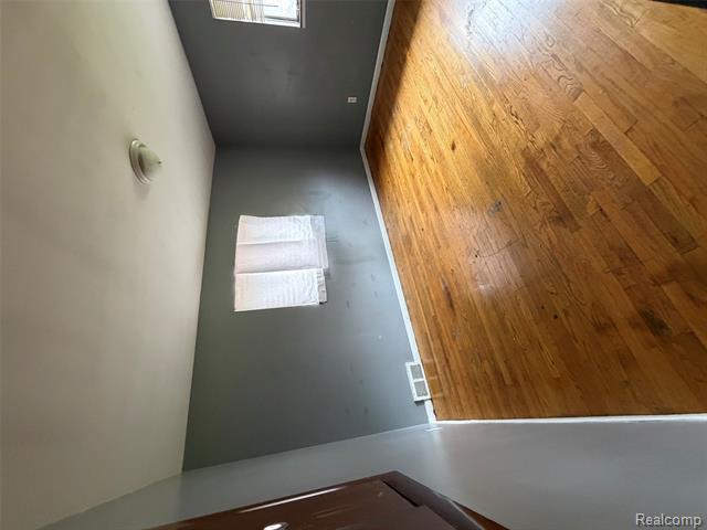 Builiding view eleven for 23750 Wildwood, Oak Park, MI. 48237