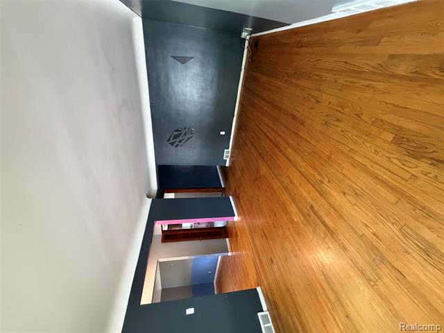 Builiding view five for 23750 Wildwood, Oak Park, MI. 48237