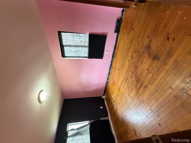 Builiding view ten for 23750 Wildwood, Oak Park, MI. 48237