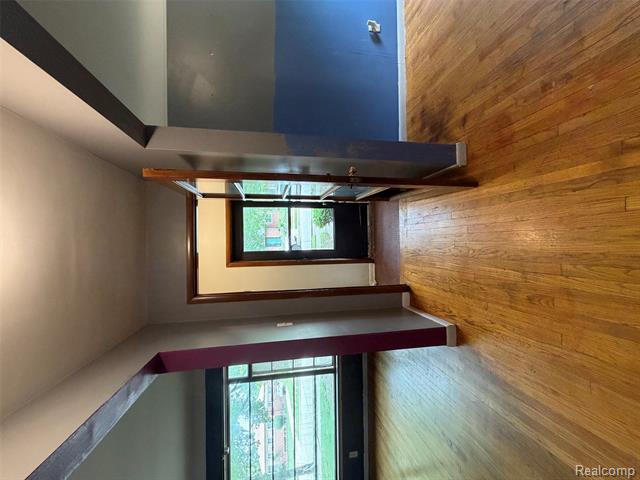 Builiding view two for 23750 Wildwood, Oak Park, MI. 48237