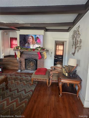 Builiding view three for 164 Farrand Park, Highland Park, MI. 48203