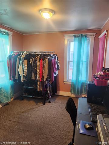 Builiding view twelve for 164 Farrand Park, Highland Park, MI. 48203