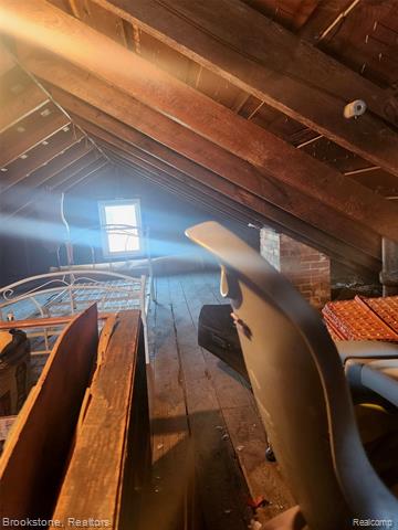 Builiding view twenty one for 164 Farrand Park, Highland Park, MI. 48203