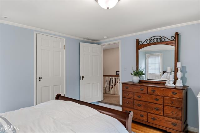 Builiding view twenty eight for 586 University, Grosse Pointe, MI. 48230