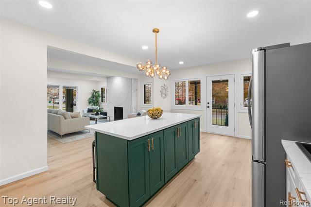 Builiding view eleven for 784 Barrington, Grosse Pointe, MI. 48230