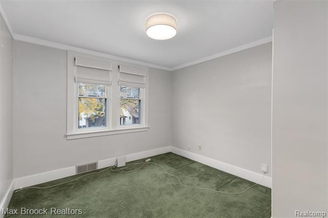 Builiding view eighteen for 1337 Wayburn, Grosse Pointe, MI. 48230