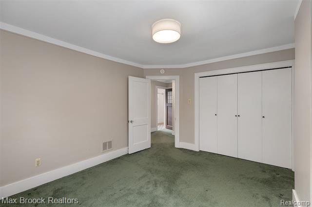 Builiding view thirteen for 1337 Wayburn, Grosse Pointe, MI. 48230