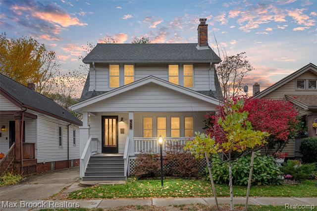 Builiding view twenty nine for 1337 Wayburn, Grosse Pointe, MI. 48230