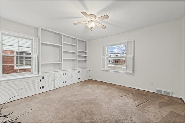 Builiding view fourteen for 1158 Hawthorne, Grosse Pointe, MI. 48236