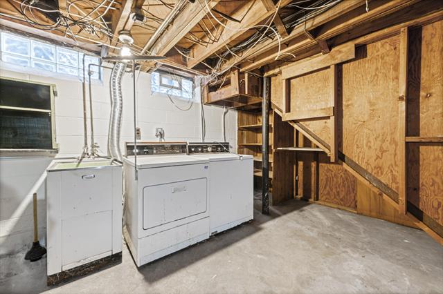 Builiding view twenty five for 1158 Hawthorne, Grosse Pointe, MI. 48236