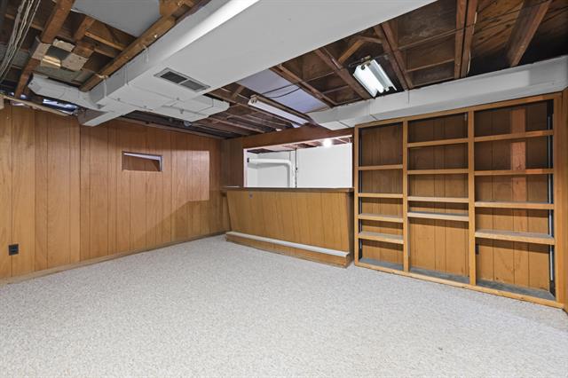 Builiding view twenty three for 1158 Hawthorne, Grosse Pointe, MI. 48236