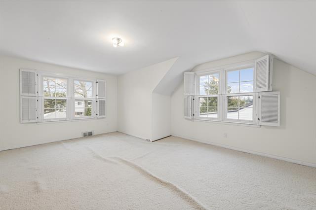 Builiding view twenty for 1158 Hawthorne, Grosse Pointe, MI. 48236