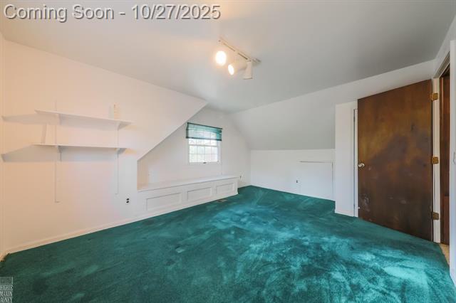 Builiding view twenty three for 1341 Hawthorne, Grosse Pointe, MI. 48236