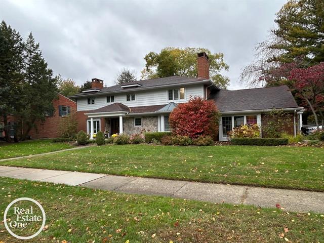 Builiding view five for 535 Ballantyne, Grosse Pointe, MI. 48236