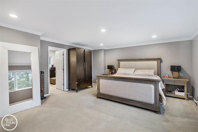 Builiding view forty three for 535 Ballantyne, Grosse Pointe, MI. 48236