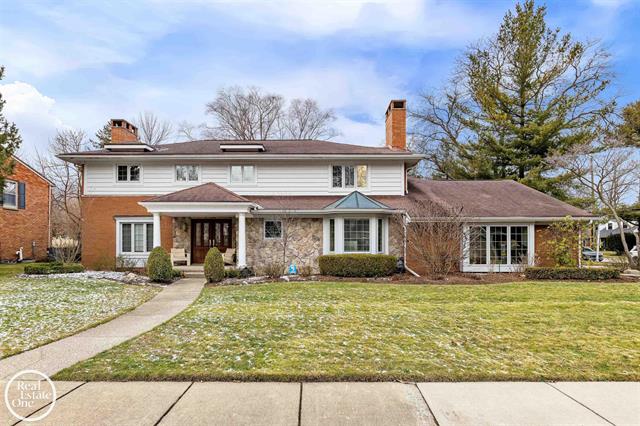 Builiding view seven for 535 Ballantyne, Grosse Pointe, MI. 48236