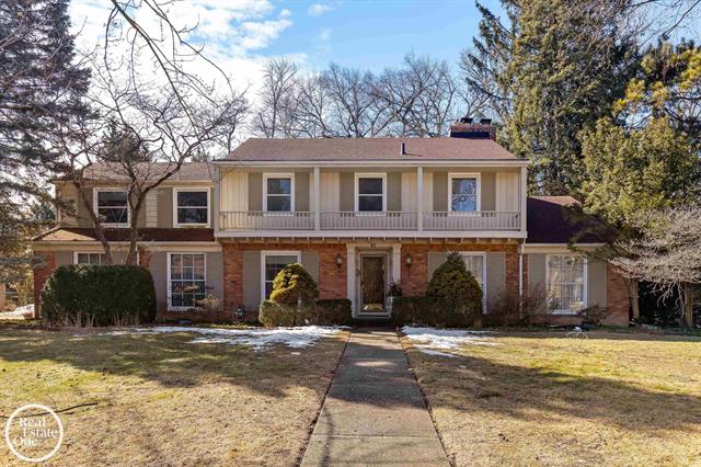 front view for 161 Stephens Rd, Grosse Pointe, Mi. 48236