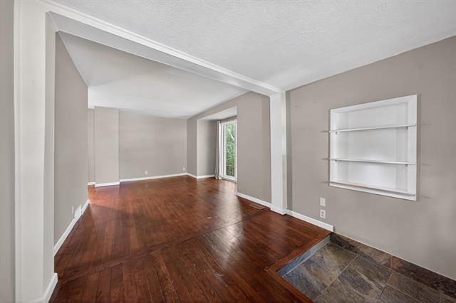 Builiding view eight for 23830 Scotia, Oak Park, MI. 48237