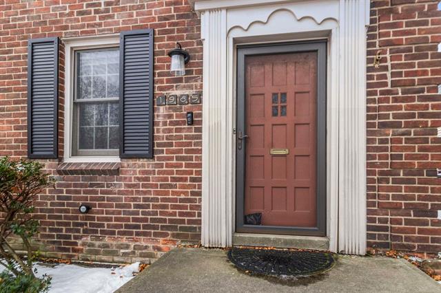 Builiding view four for 1985 Country Club, Grosse Pointe, MI. 48236