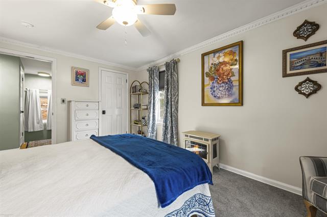 Builiding view eight for 1597 Newcastle, Grosse Pointe, MI. 48236
