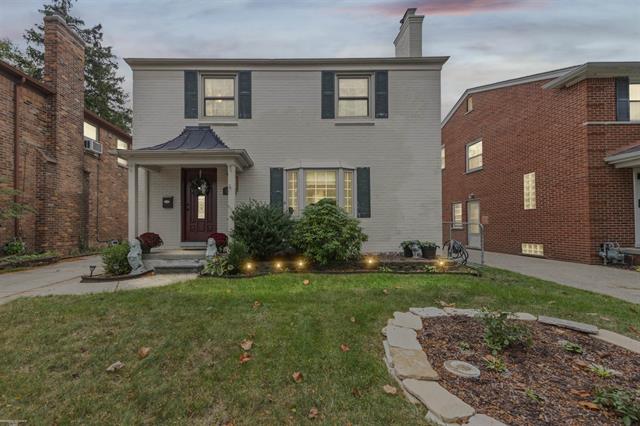 Builiding view one for 1597 Newcastle, Grosse Pointe, MI. 48236