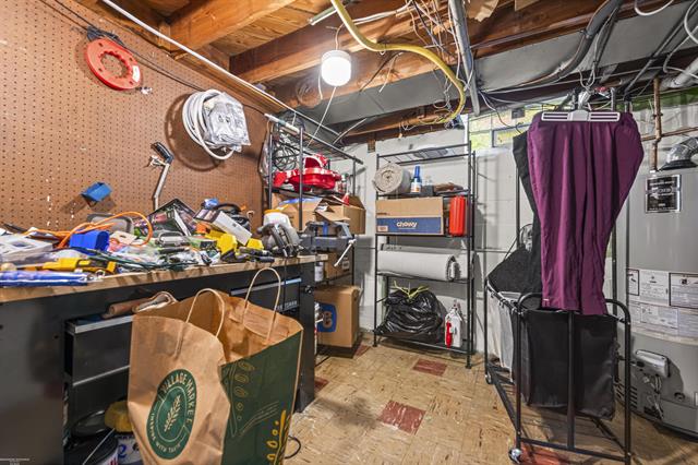 Builiding view twenty two for 1597 Newcastle, Grosse Pointe, MI. 48236