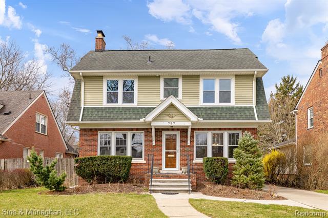 front view for 797 Washington, Grosse Pointe, Mi. 48230