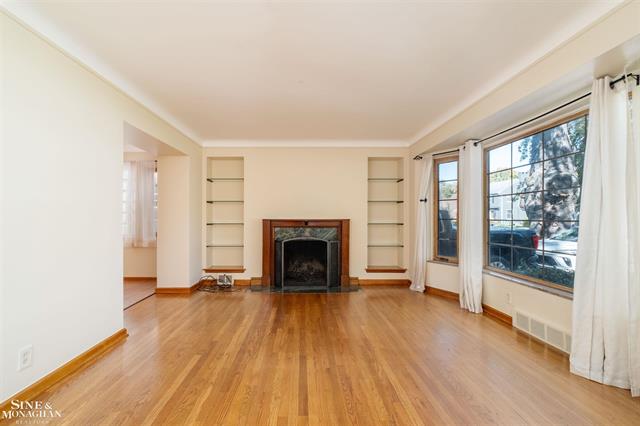 Builiding view four for 201 Mcmillan, Grosse Pointe, MI. 48236