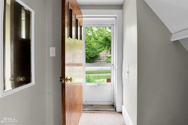 Builiding view one for 213 Muir, Grosse Pointe, MI. 48236