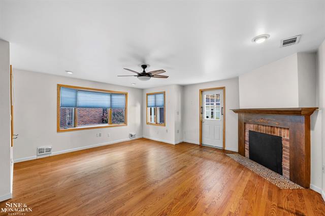 Builiding view fourteen for 343 Mount Vernon, Grosse Pointe, MI. 48236