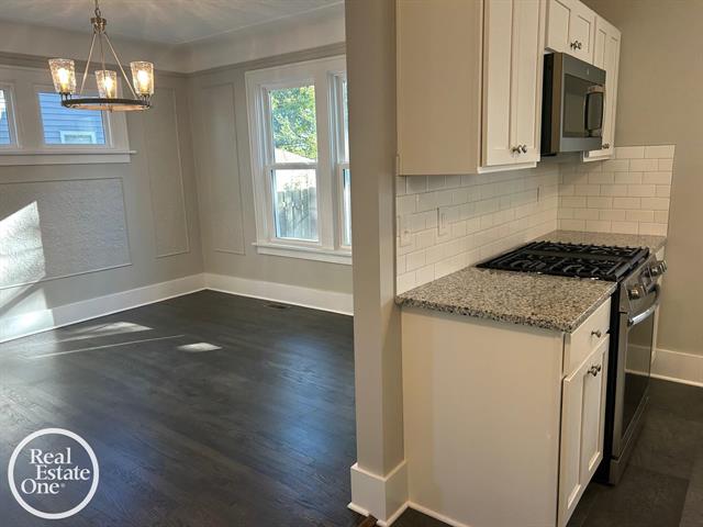Builiding view fifteen for 1765 Brys, Grosse Pointe, MI. 48236
